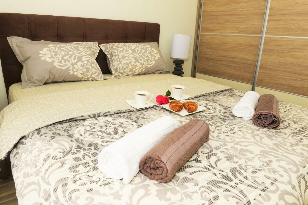 Ralux Apartman ティヴァト エクステリア 写真