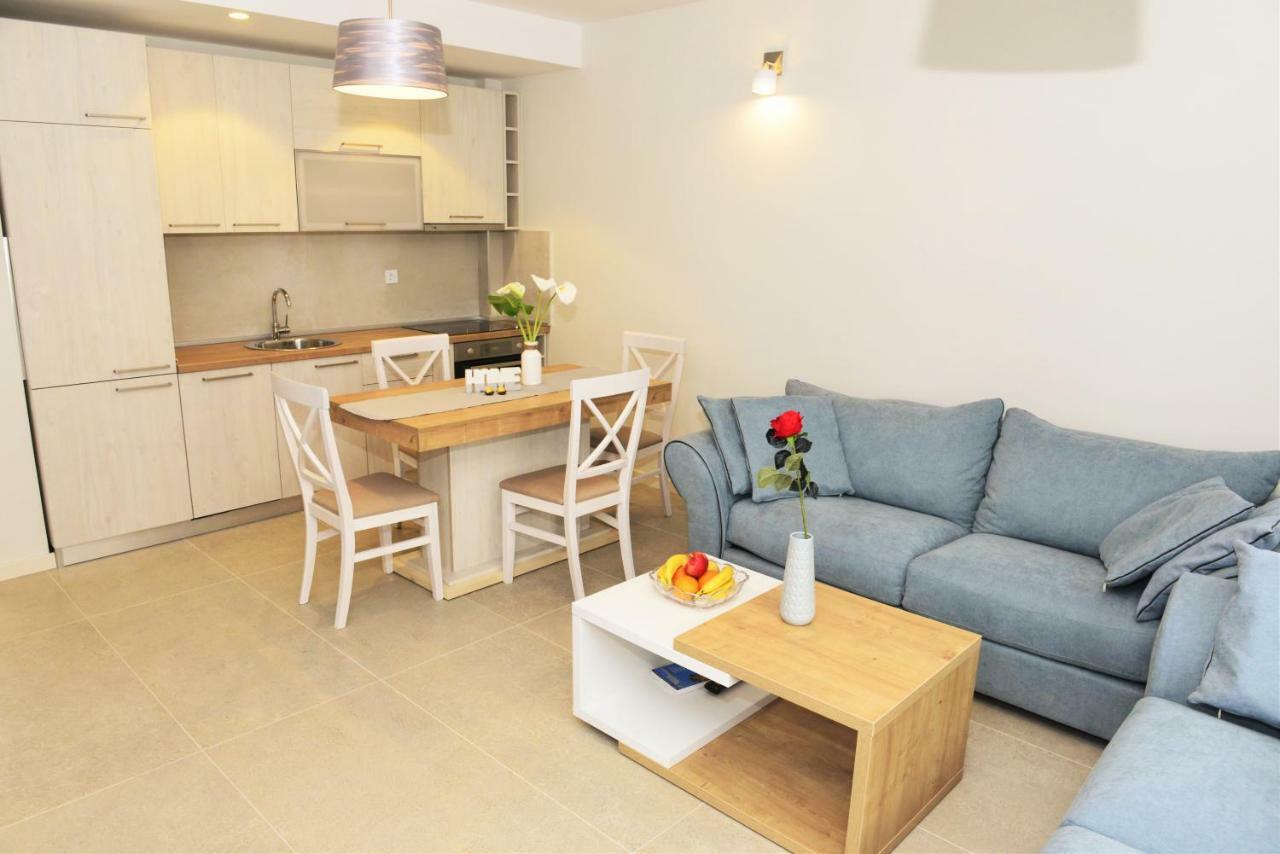Ralux Apartman ティヴァト エクステリア 写真
