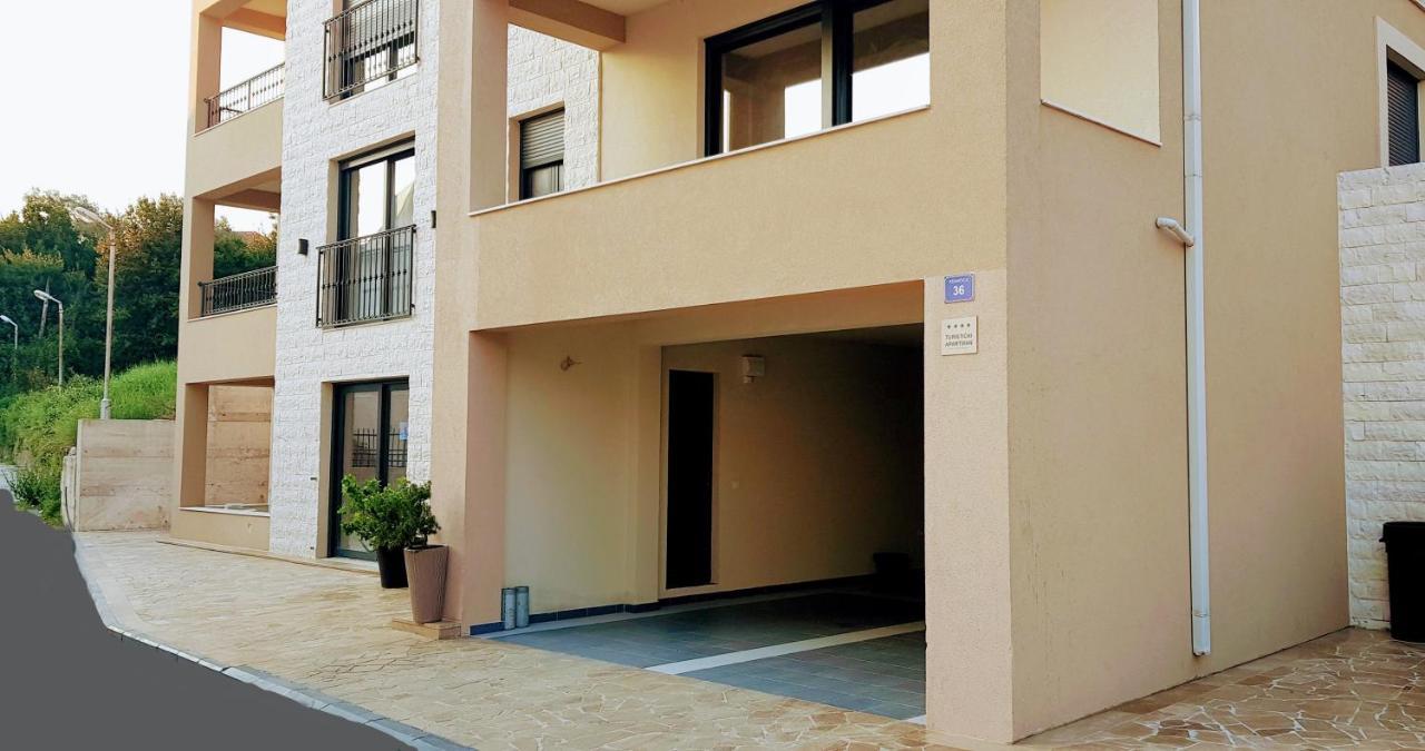 Ralux Apartman ティヴァト エクステリア 写真