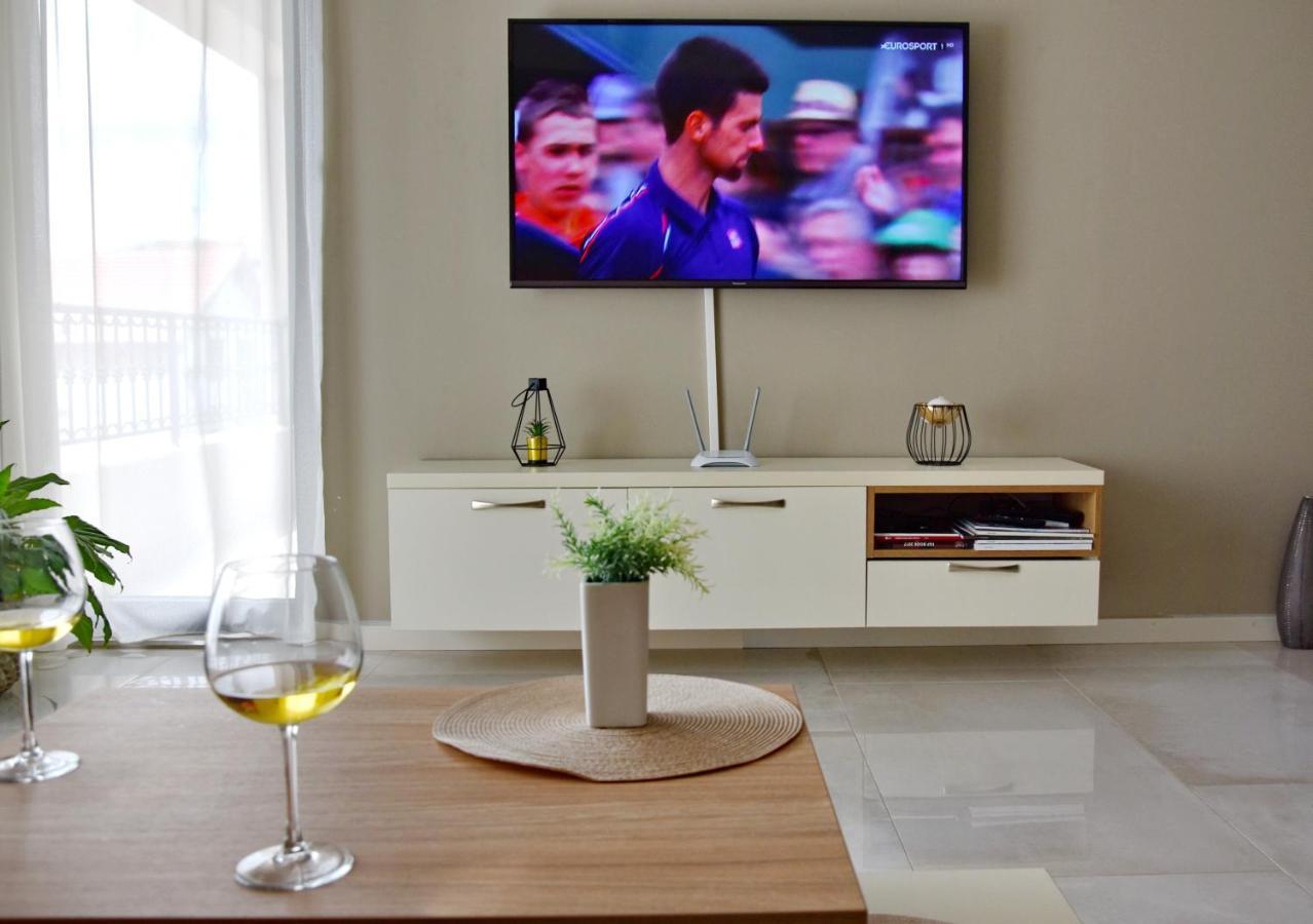 Ralux Apartman ティヴァト エクステリア 写真