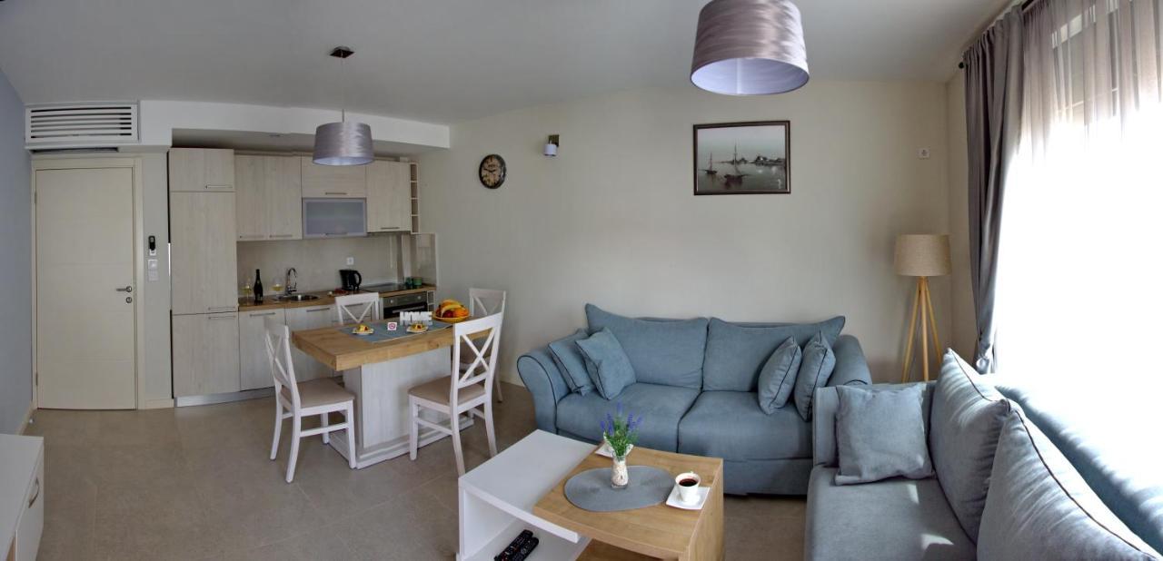 Ralux Apartman ティヴァト エクステリア 写真